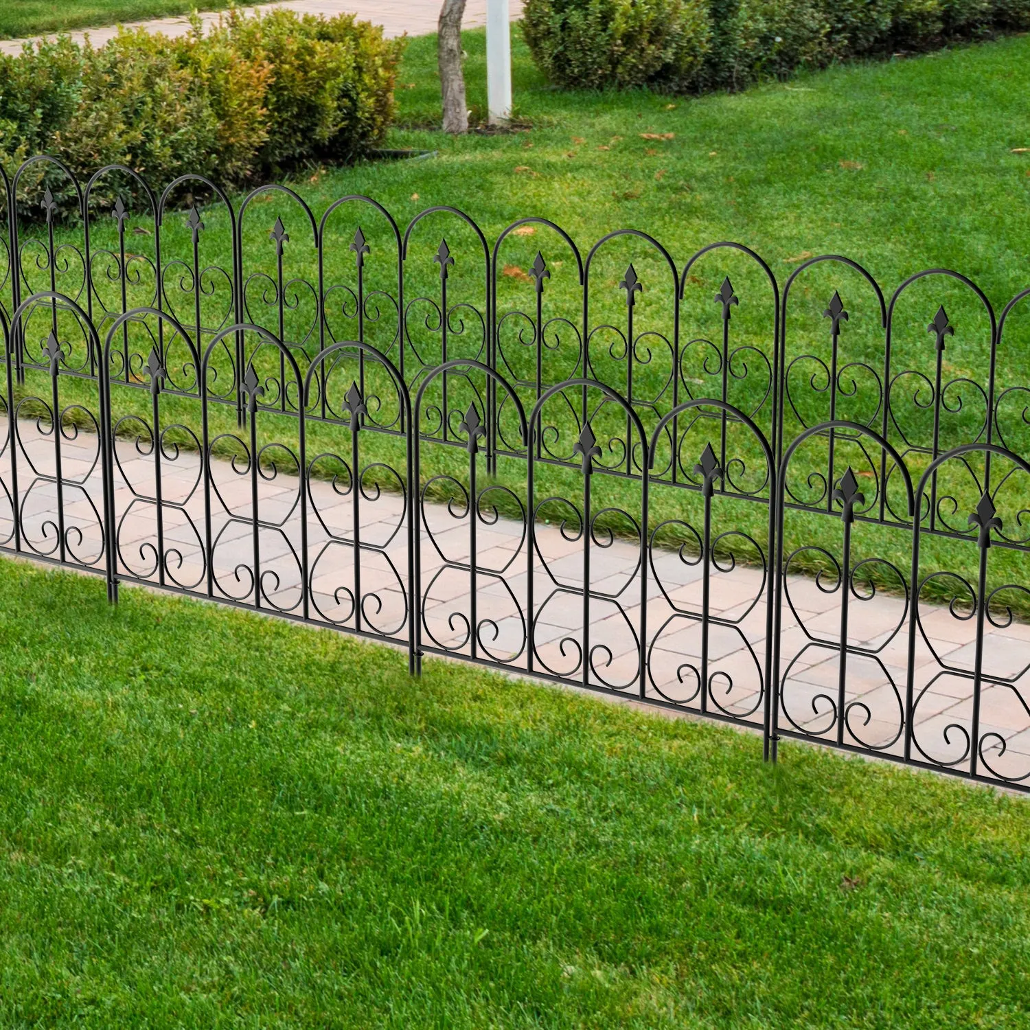 32'' H x 25.4'' W Black Metal Border Fencing (Set of 5)