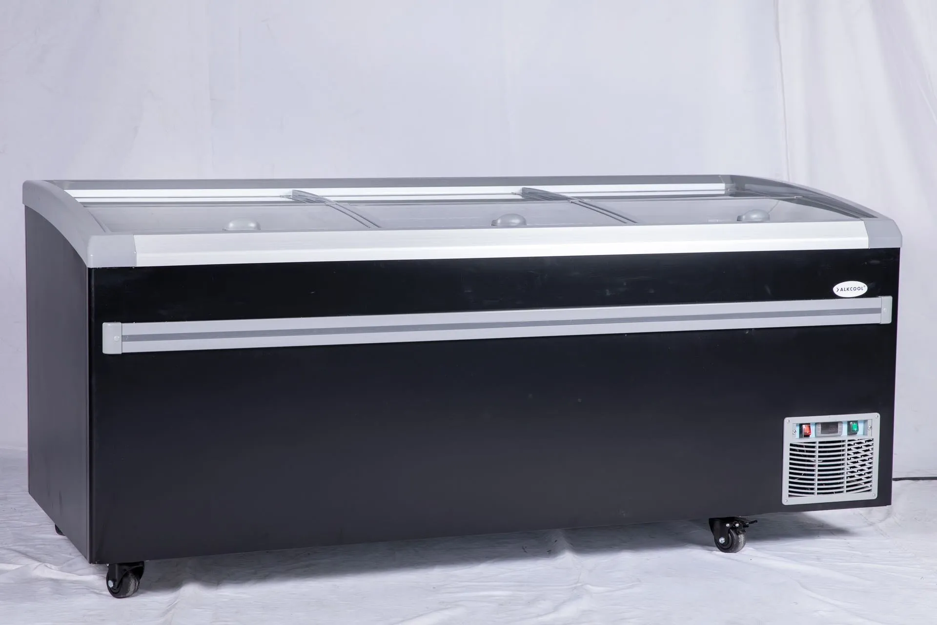 6.8FT wide SUPERMARKET SLIDING GLASS TOP DISPLAY ISLAND FREEZER (Model: IHF-D2209PB )for Frozen Meat, Frozen Pizza, Icecream and Ice Bag