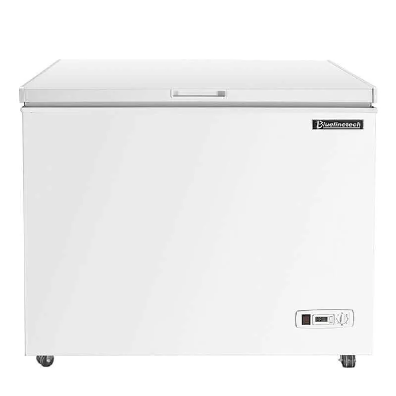 Bluelinetech BCF7FA 7.0 Cu ft Small Chest Freezer White with Wire Storage Basket Deep Freezer