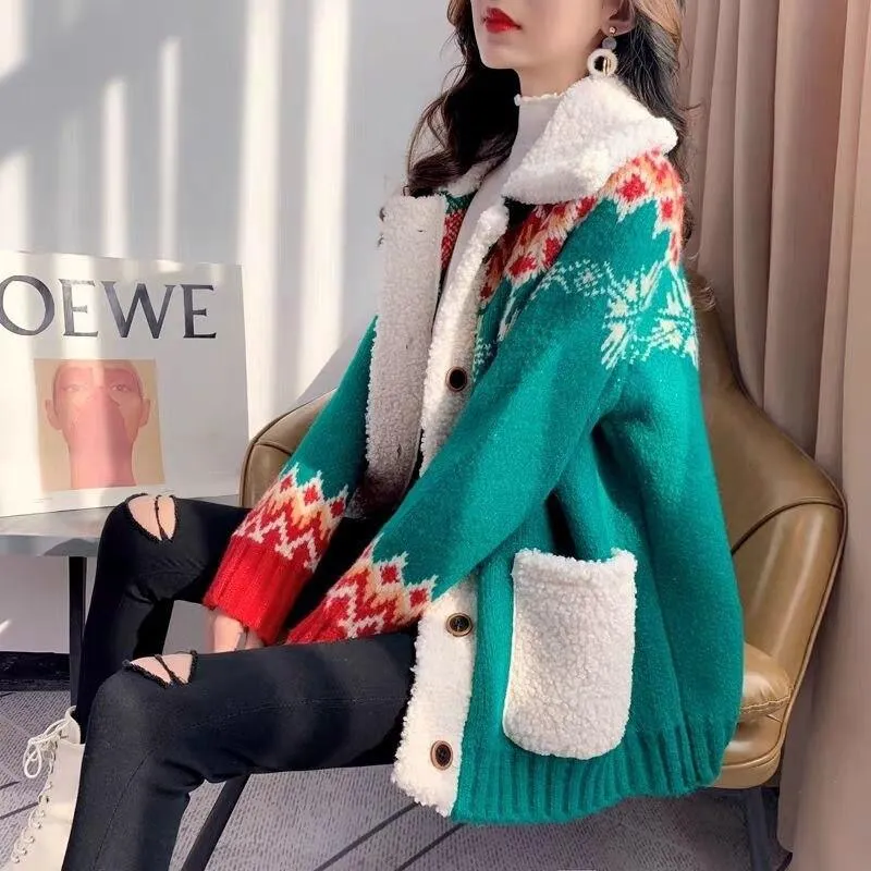 Fluffy Collar Christmas Women's Cardigan: Bold Xmas print for those colder months