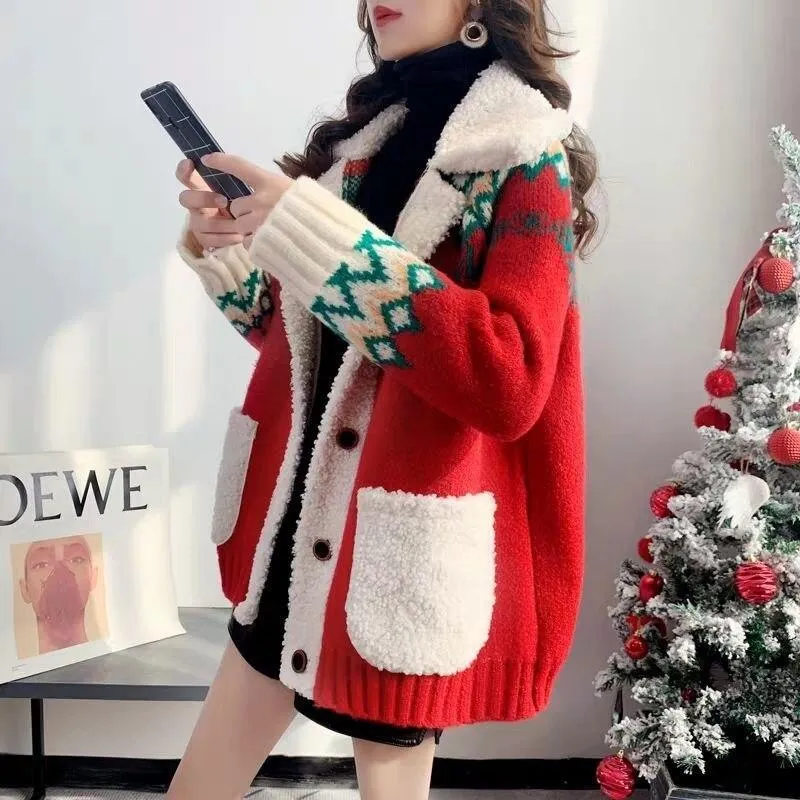 Fluffy Collar Christmas Women's Cardigan: Bold Xmas print for those colder months